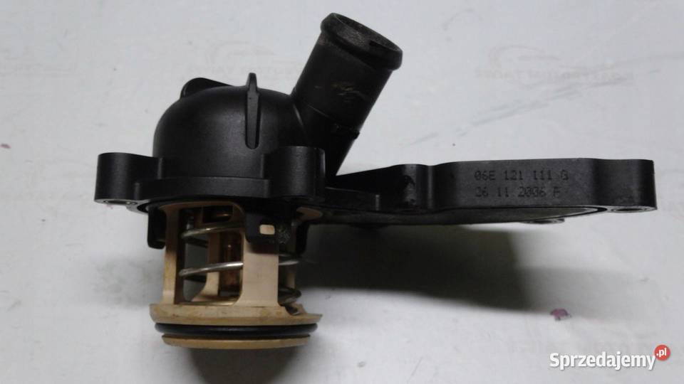 AUDI A3 32 V6 4X4 04R 250 06E121111A OBUDOWA osobowe