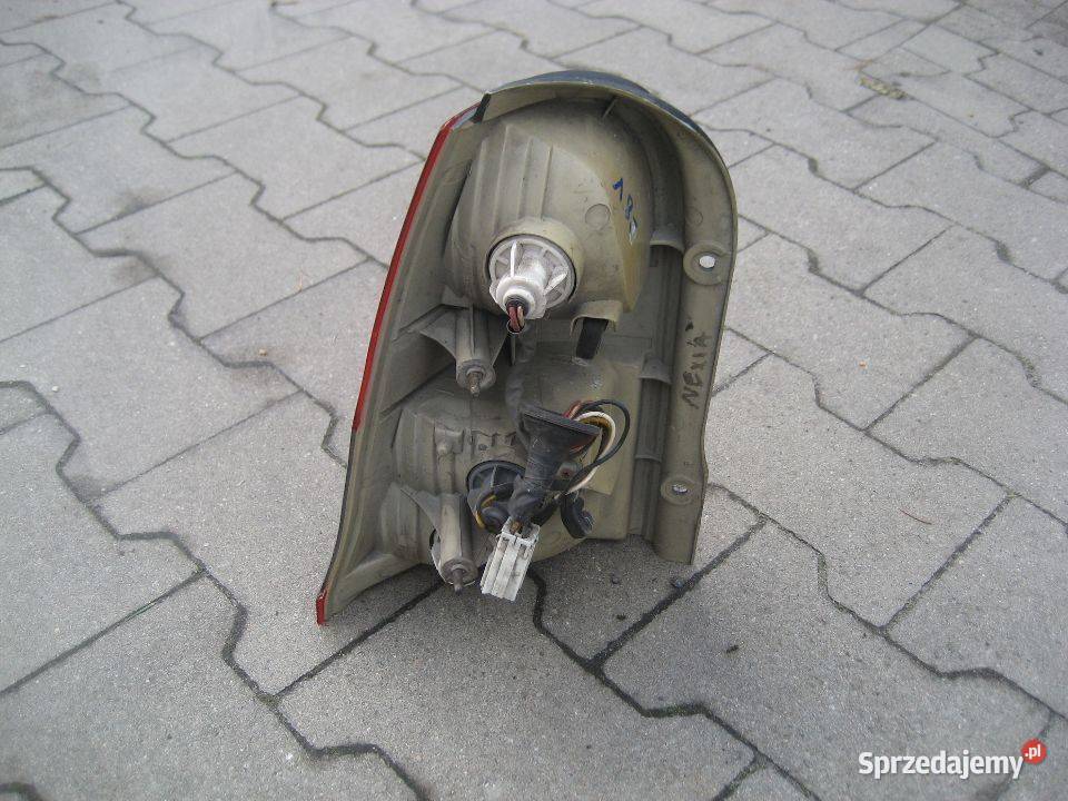 daewoo nexia lampa tył prawa kompletna europa wielkopolskie Rakoniewice sprzedam