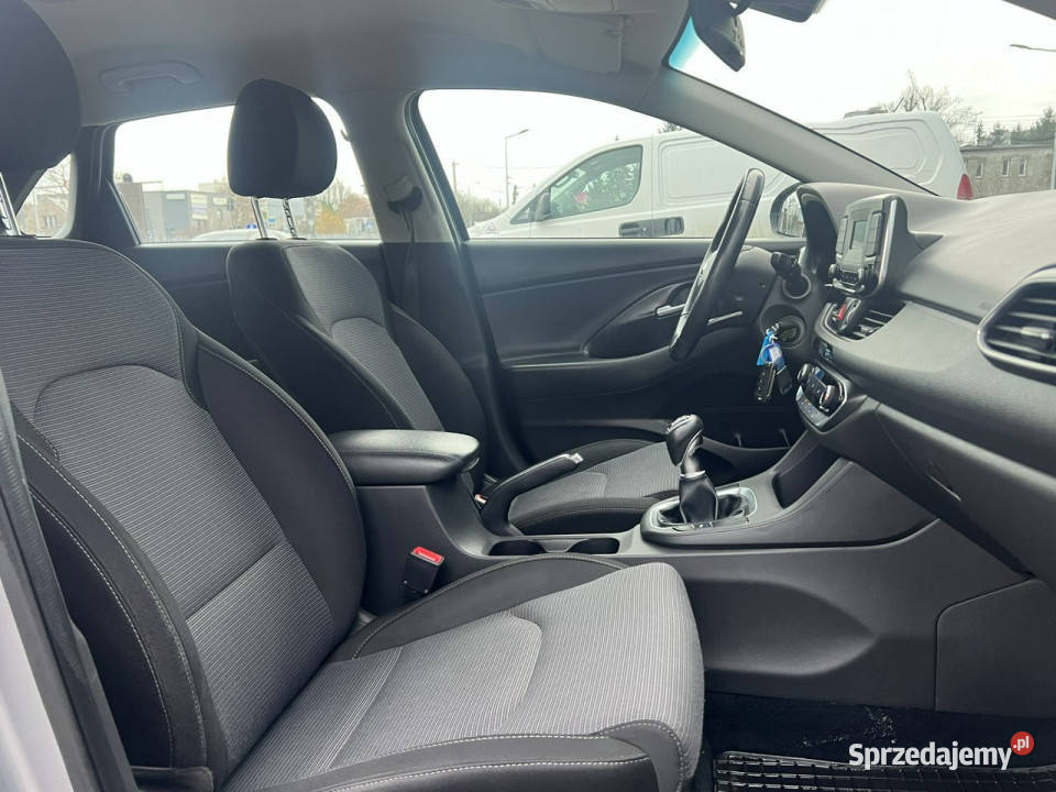 Hyundai i30 15DPI 110 Modern Czujniki Przód Tył 110KM Piotrków Trybunalski