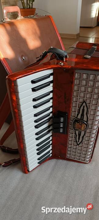 Akordeon basowy Royal Standard Capella 72 basy podkarpackie Głogów Małopolski