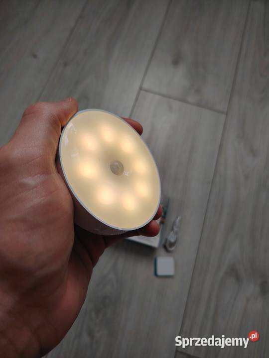 Inteligentna lampka nocna z czujnikiem ładowana mazowieckie