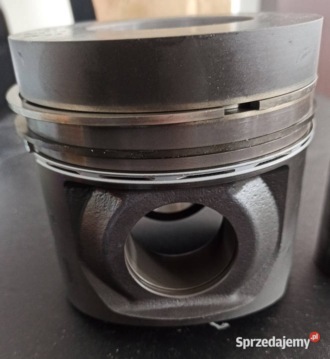 Tłok silnika MercedesBenz OM421 OM422 OM423