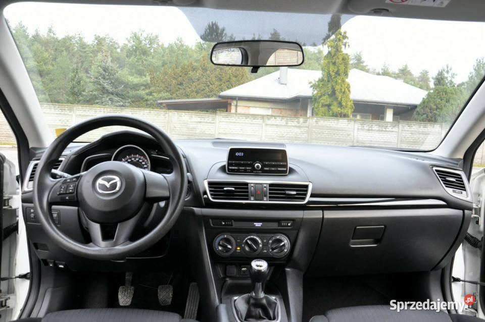 Mazda 3 15i 100 SkyActiveGRVMAluSerwisGwArAnCjA światła przeciwmgielne Węgrów