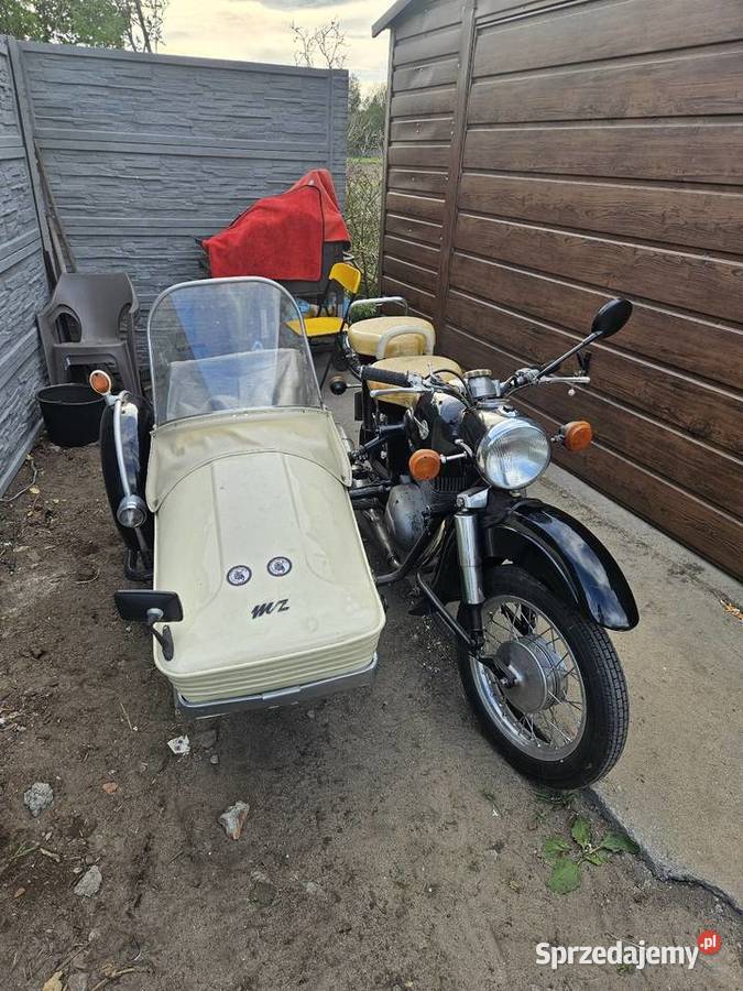 Mz Es 2501 Jaskółka z wózkiem bocznym