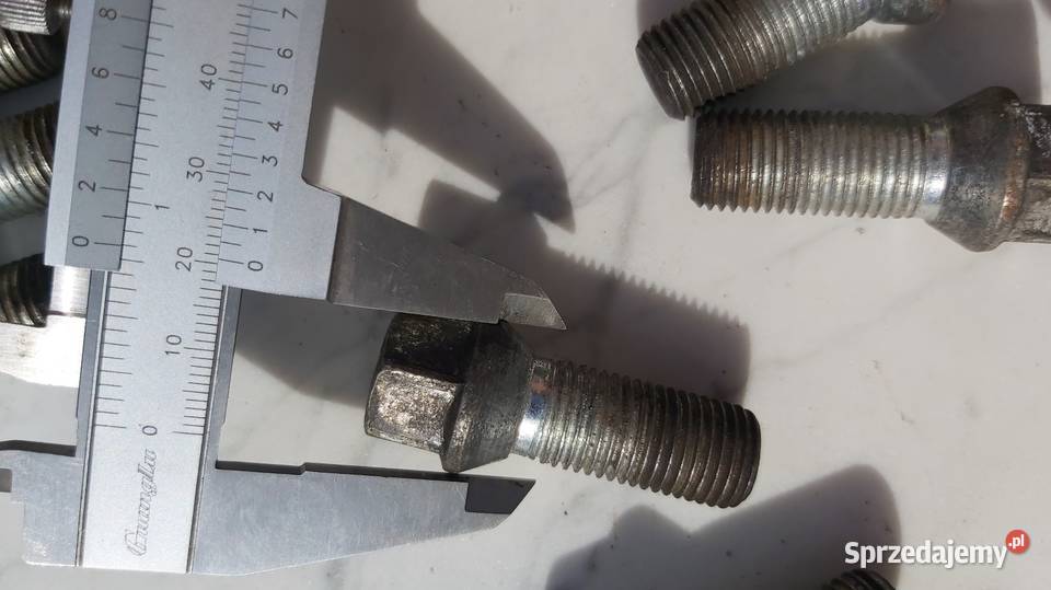 Śruby do kół auta osobowego 14 mm Tolkmicko