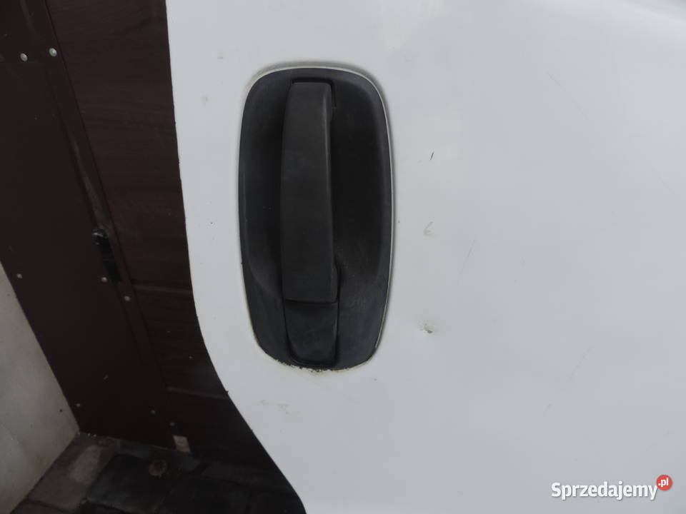 DRZWI PRAWY PRZÓD RENAULT TRAFIC 2 VIVARO osobowe małopolskie Nowy Sącz