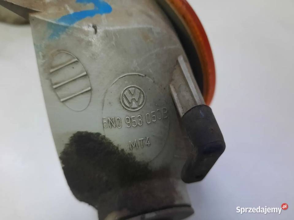 4K VW POLO KIERUNEK KIERUNKOWSKAZ MIGACZ PRAWY Włoszczowa