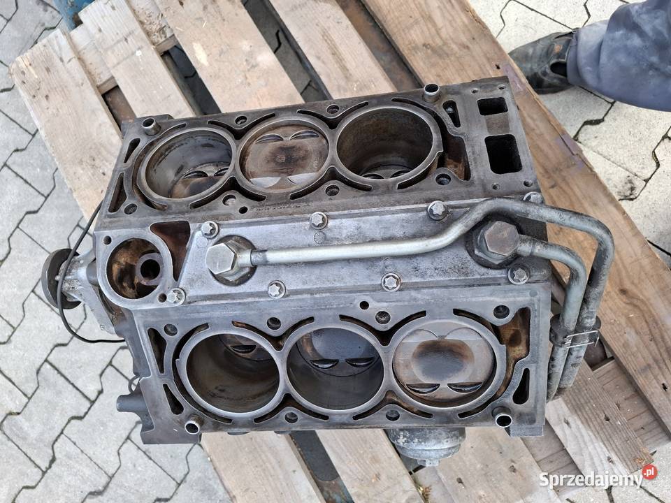 Opel Omega B FL Lift 30 MV6 Łapa Silnika osobowe Skawina