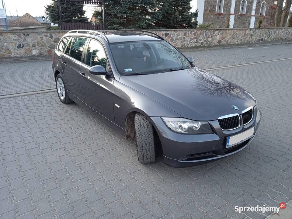 BMW 3 e91 kombi 2008r 318d 143186 243000 światła przeciwmgielne podlaskie Suchowola