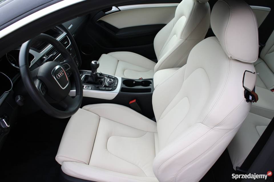 Profesjonalne pranie tapicerki Niskie ceny Mikołów usługa