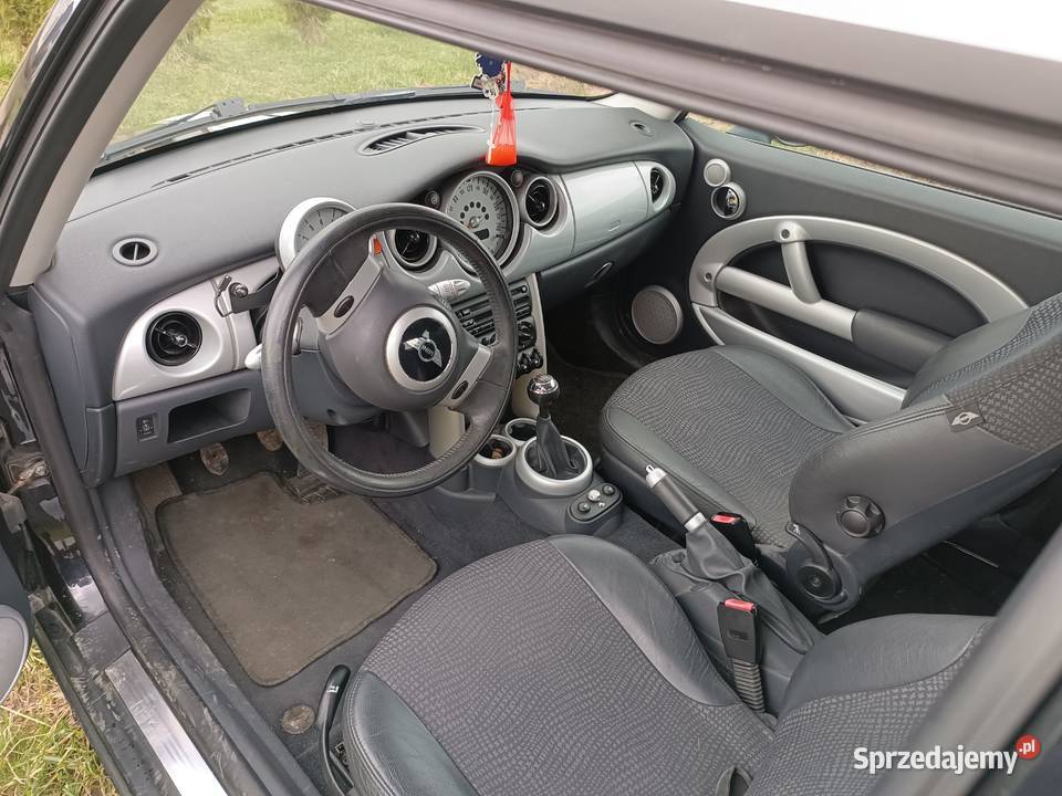 Mini Cooper 16 benzyna 2003r Jadowniki