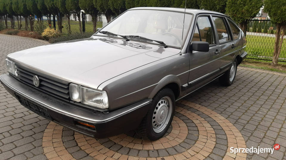 Volkswagen Passat 18 GL kolekcjonera B2 19811987 Bachowice