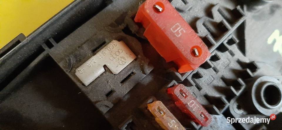 Bezpieczniki moduł BSI Superb II Lift Audi A3 8P osobowe Włoszczowa