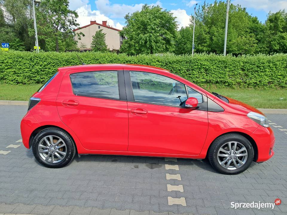 Zadbany i ekonomiczny samochód Yaris Częstochowa sprzedam