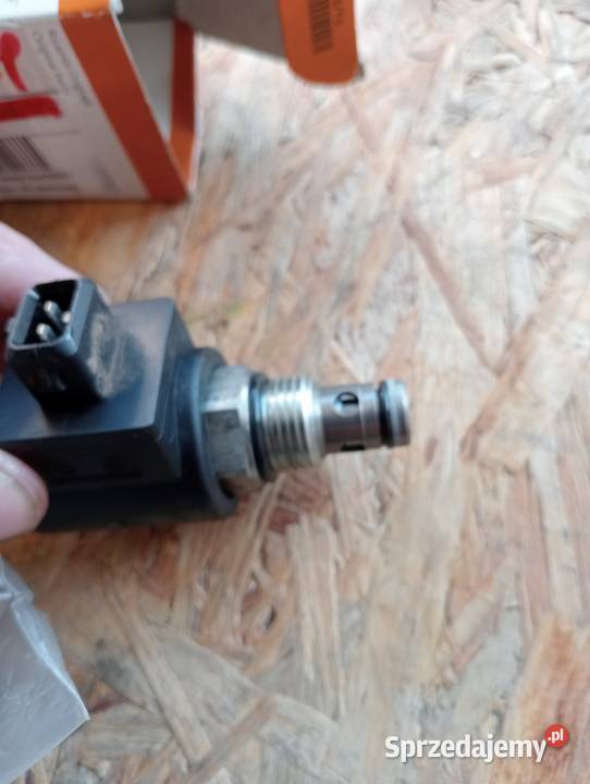 elektrozawór amortyzacji osi DeutzFahr Agrotron Koszanowo sprzedam