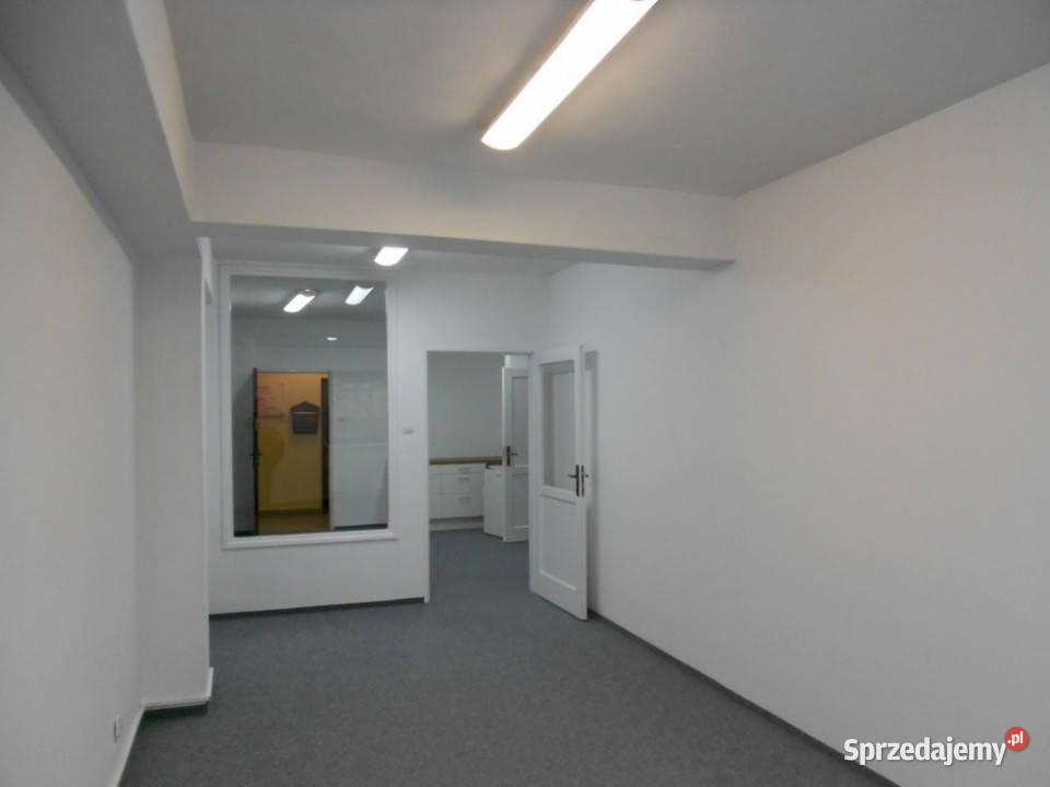 na Bemowie 590 m2 parter parking
