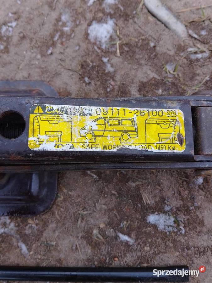 Lewarek podnośnik Toyota 1450 stan sprawny Radzymin