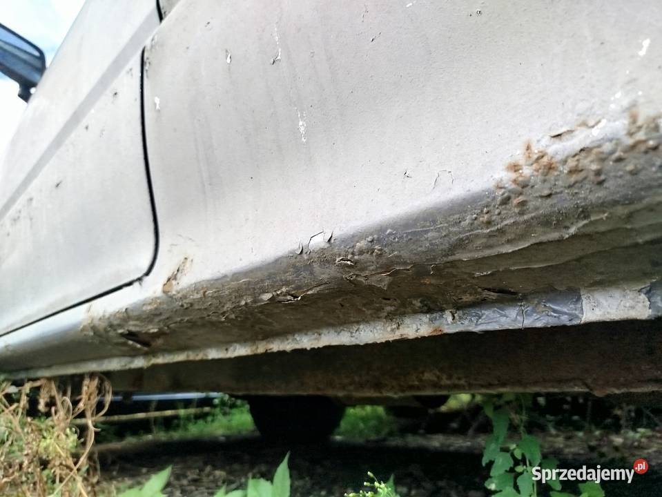 mazda b 2200 diesel w calosci na tayle 1989 Opole sprzedam