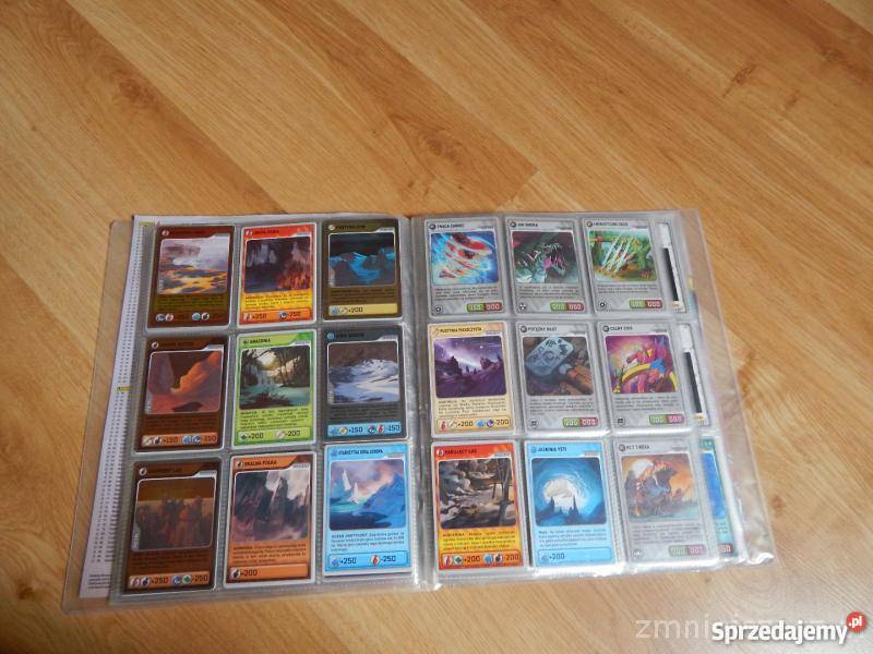 Panini INVIZIMALS album i 220 kart Koło