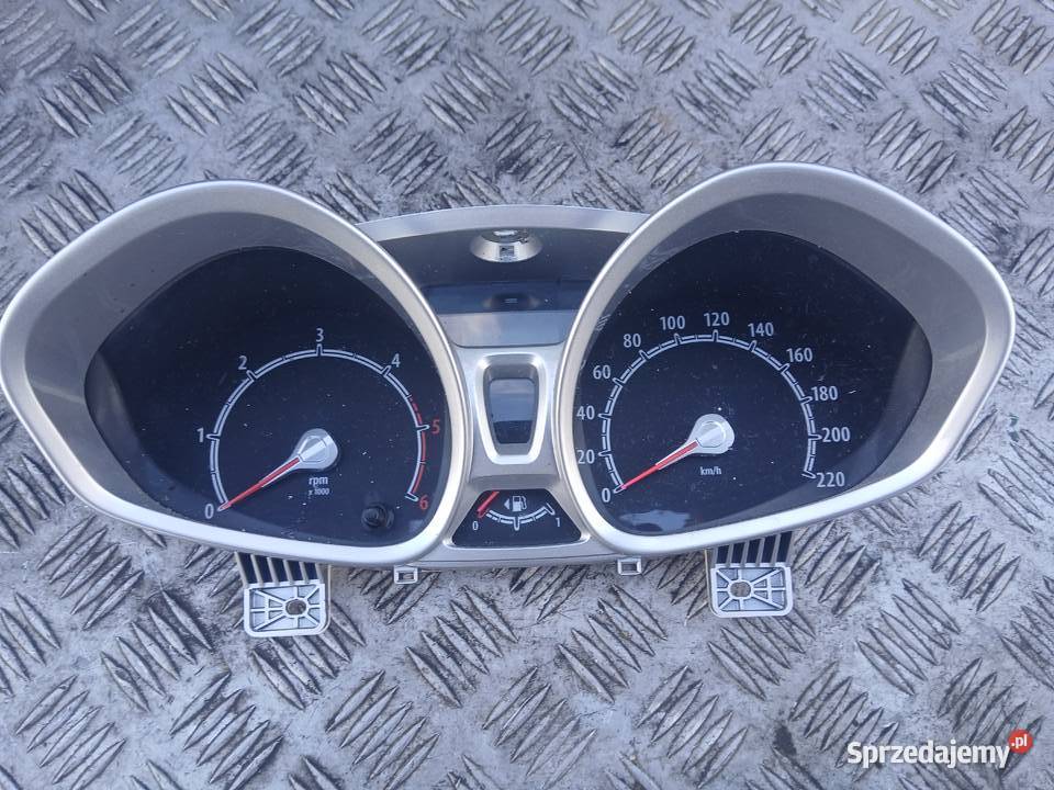 Licznik zegary Ford Fiesta Mk7 VII EU 14 TDCI Radłów