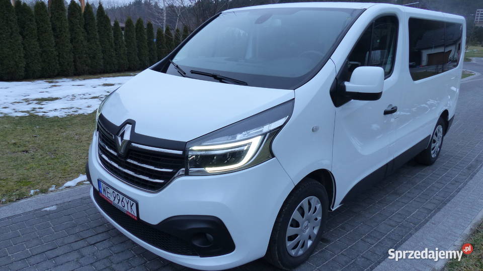 Renault Trafic 9 osobowysuper stan niski Wieluń
