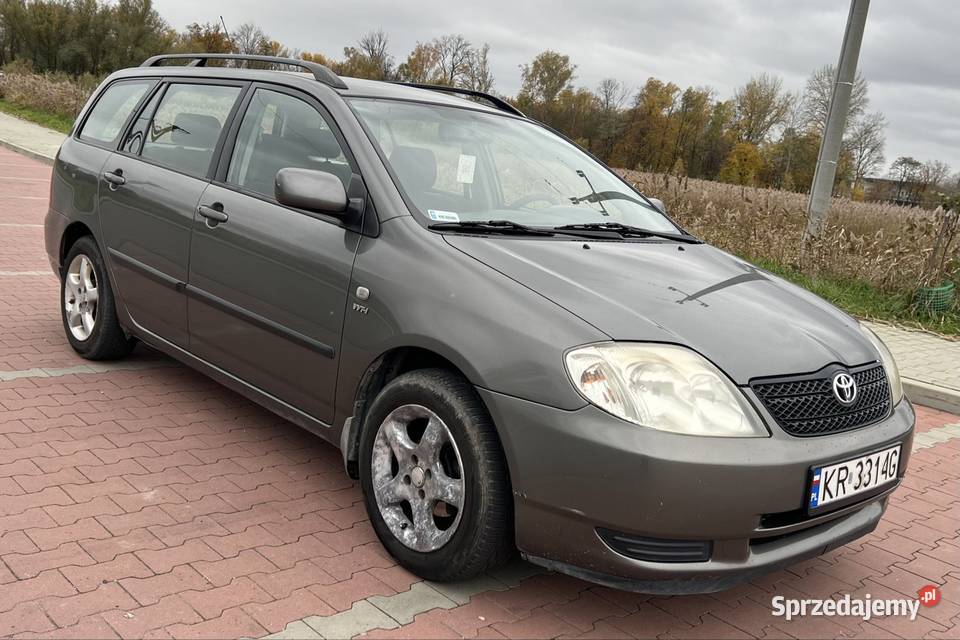 OKAZJA Toyota Corolla 16b GAZ Kombi radio
