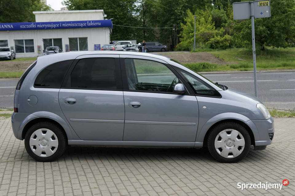 Opel Meriva Opel Meriva 16 benzyna 6 mcy srebrny mazowieckie