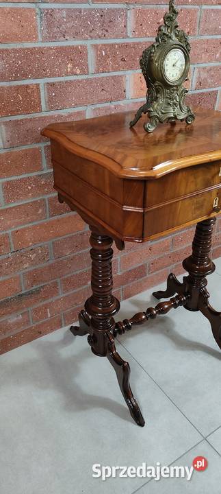 Piękny stolik niciak Ludwik Filip antyk Antyki lubuskie