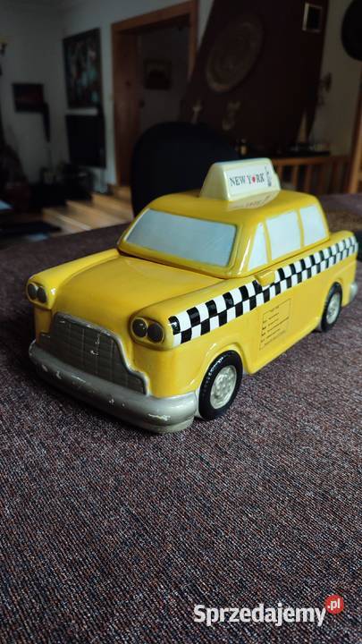Porcelanowa York Taxi by Studio Nova auto na Dom i Ogród