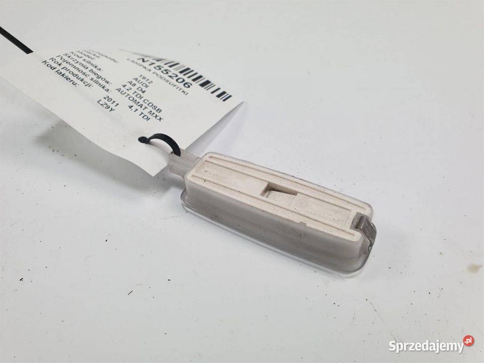 LAMPKA PODSUFITKI AUDI A8 D4 PRZED LIFT Pozostałe Lipno