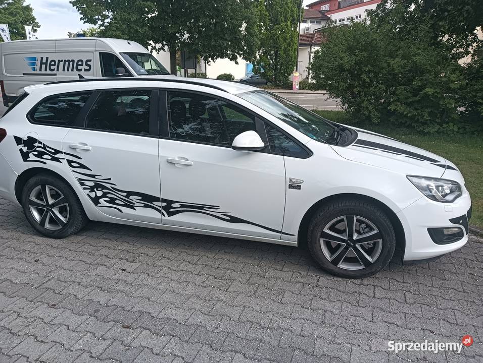 Opel Astra J 16 ecco flex 2014 r