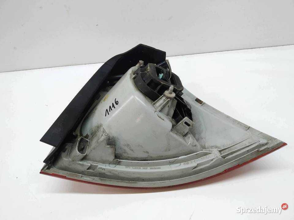 LAMPA TYŁ LEWA 5D HB VW Volkswagen Golf V