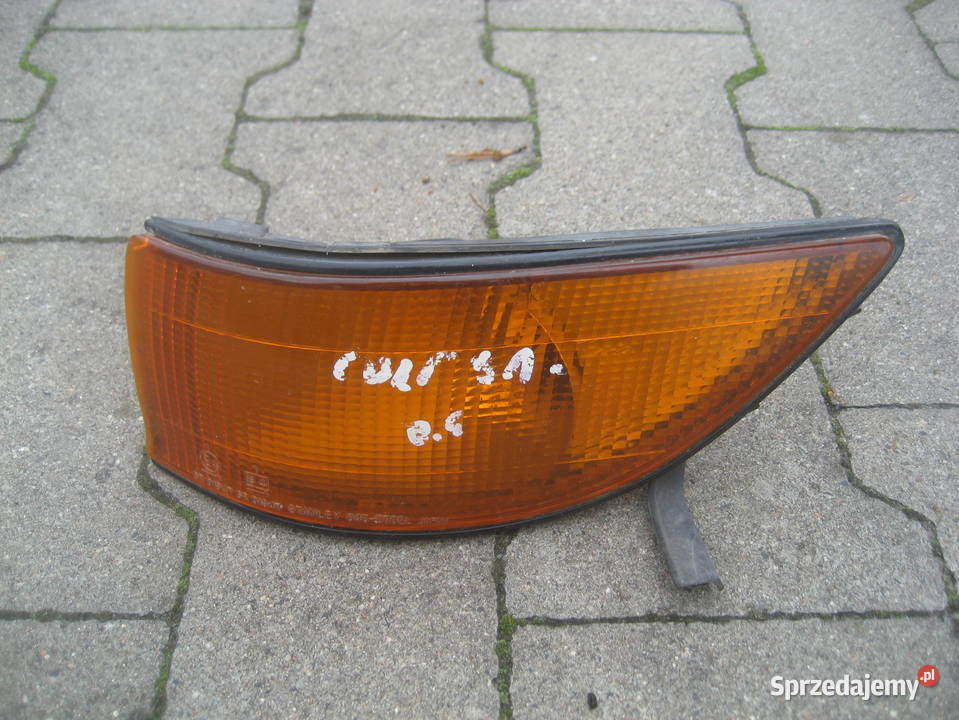 mitsubishi colt c50 8892r lampa przód lewa Rakoniewice sprzedam