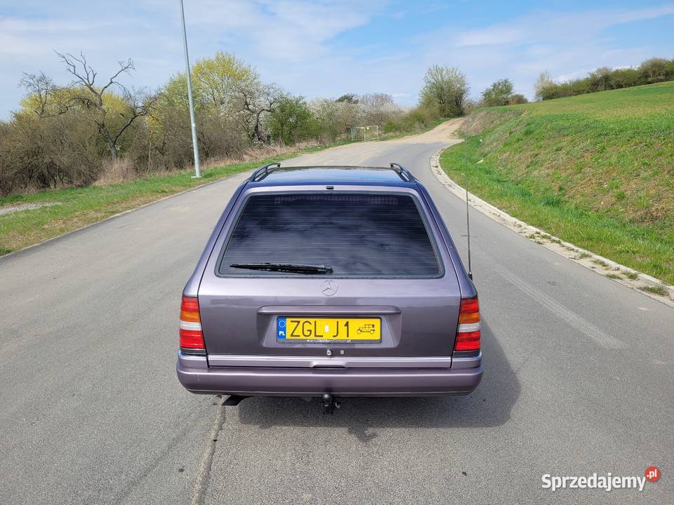 MercedesBenz S124 E220T żółte blachy 375000km Czepino