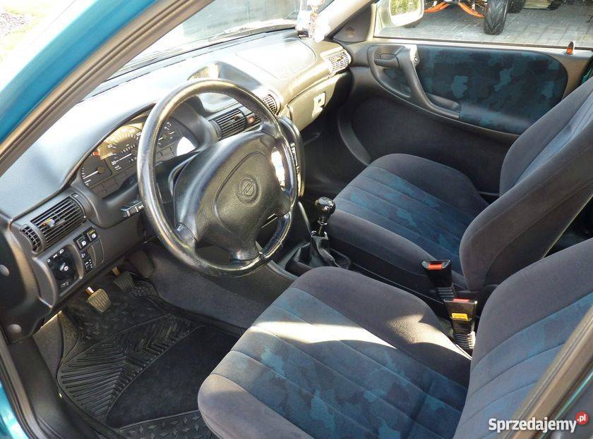 Opel Astra Hatchback 1995 ładna zadbana zachodniopomorskie Police