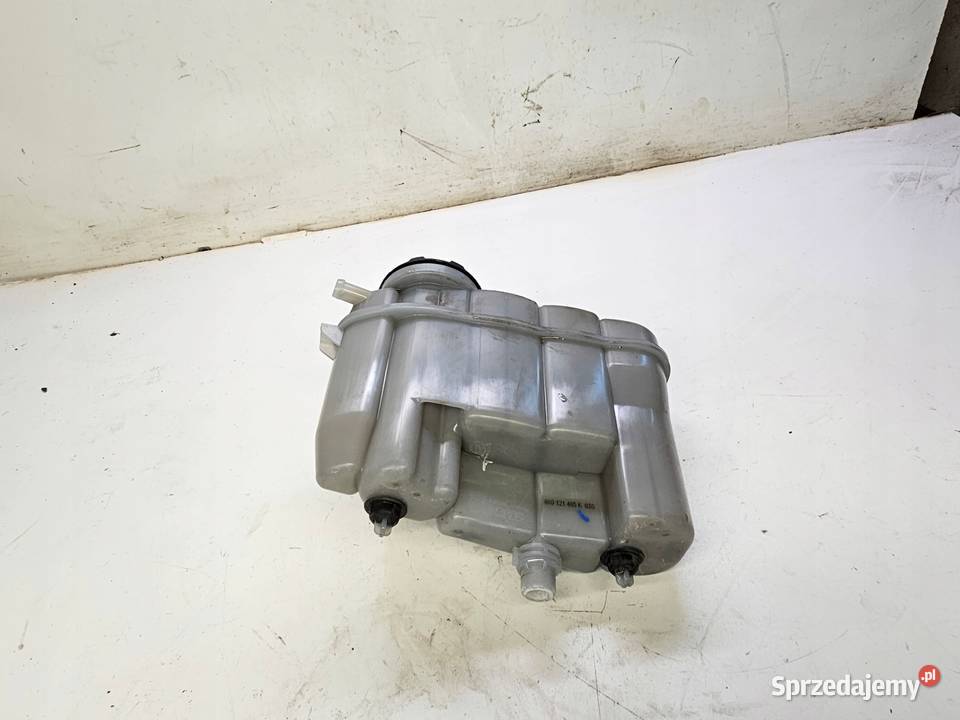 ZBIORNICZEK WYRÓWNAWCZY AUDI A6 C8 4K 4K0121405K Przystajń