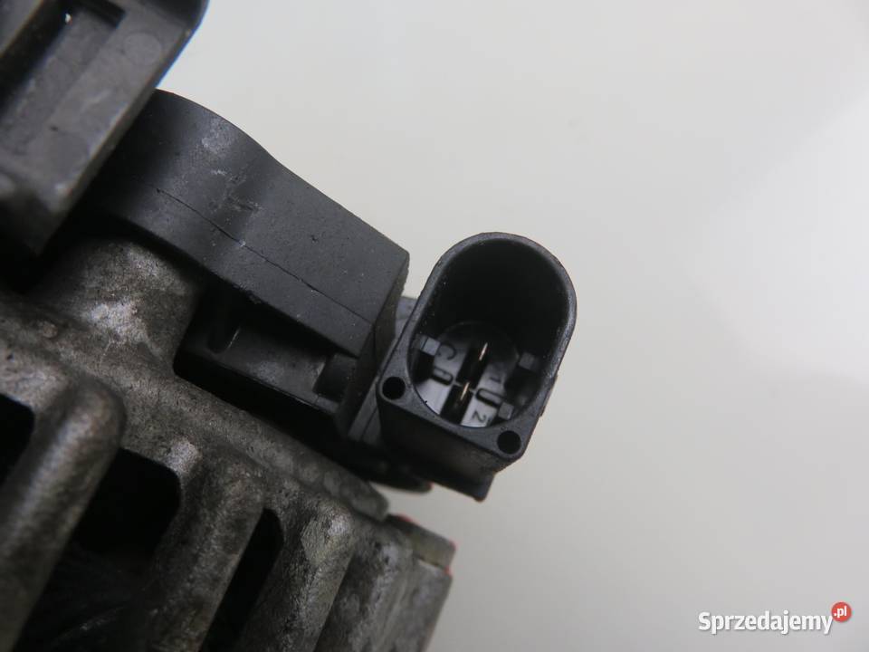 ALTERNATOR MERCEDES KLASA C204 220 CDI