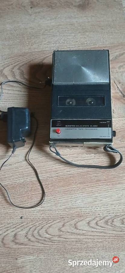 Magnetofon kasetony reporterski z Lat 60 tych Magnetofony