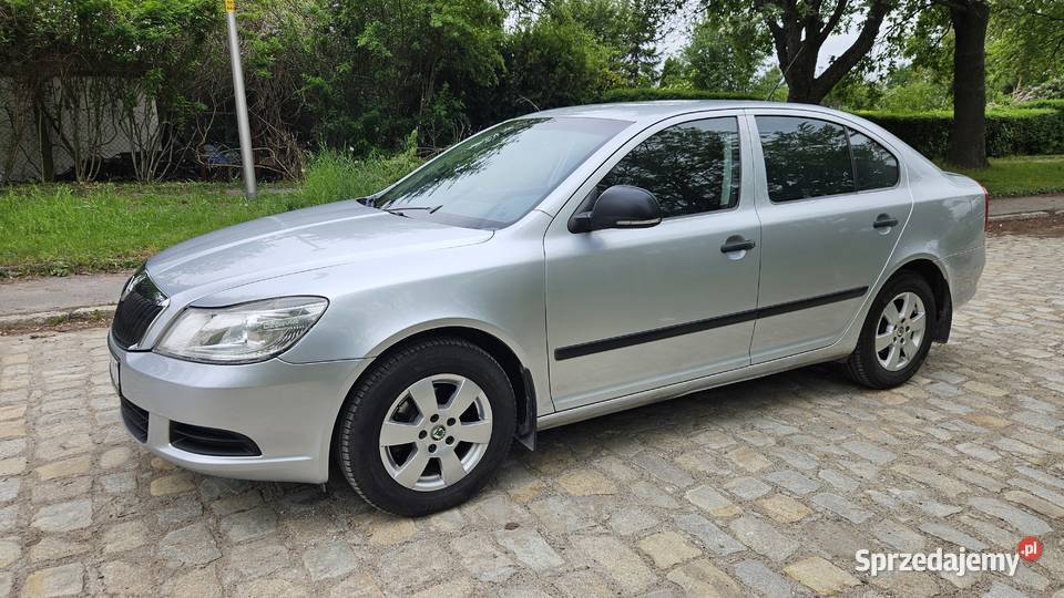 Skoda Octavia 2009r 14 benzyna 122 salonowy nieuszkodzony Octavia Wrocław