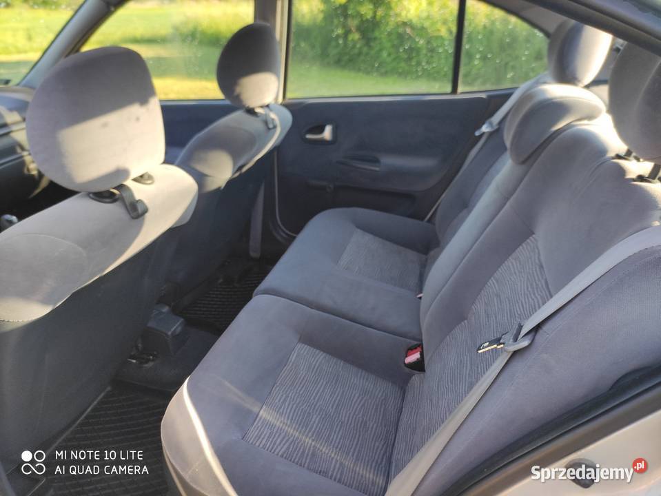 Renault Megane 1 14 16v 95 z 2002 benzyna