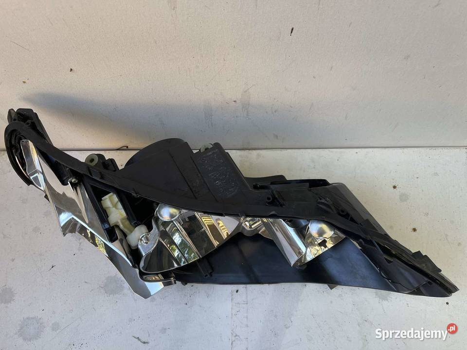 BMW E60 PRAWA OBUDOWA LAMPY Lampy przednie Ostroróg