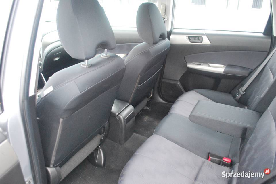 Subaru Forester 20 benzyna 150 Klima Grzane wielofunkcyjna kierownica małopolskie Nowy Sącz