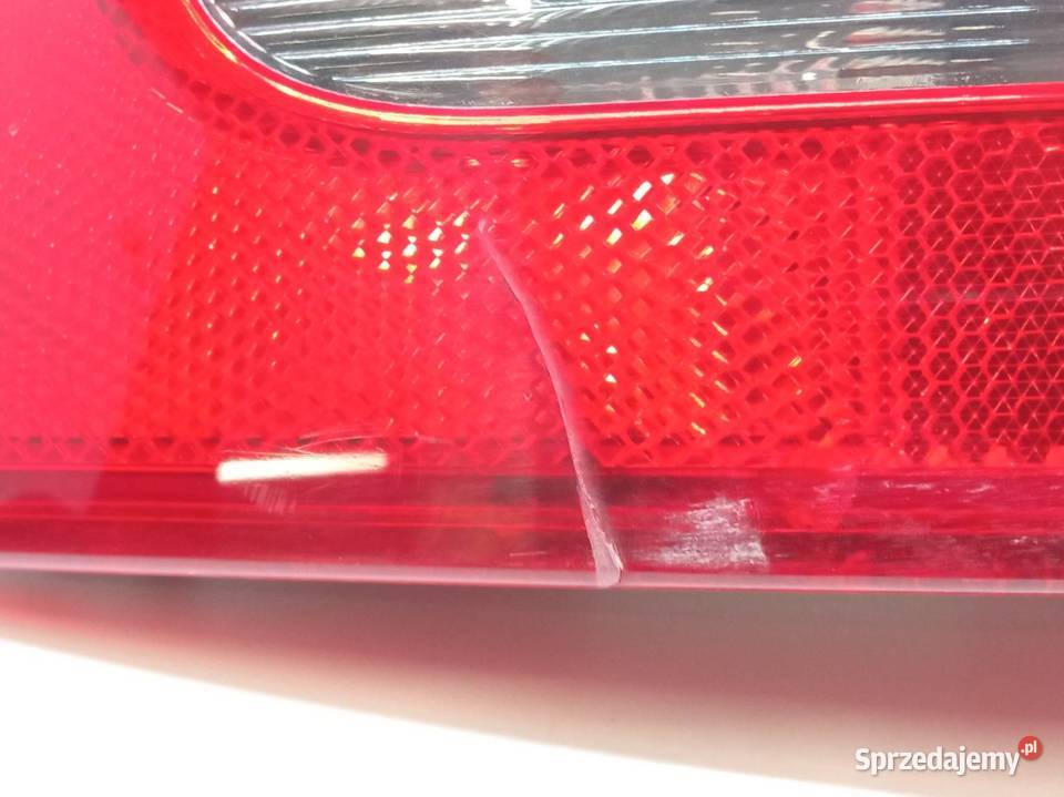 LAMPA TYŁ LEWA KOMBI Audi A4 IV 20082015 B8