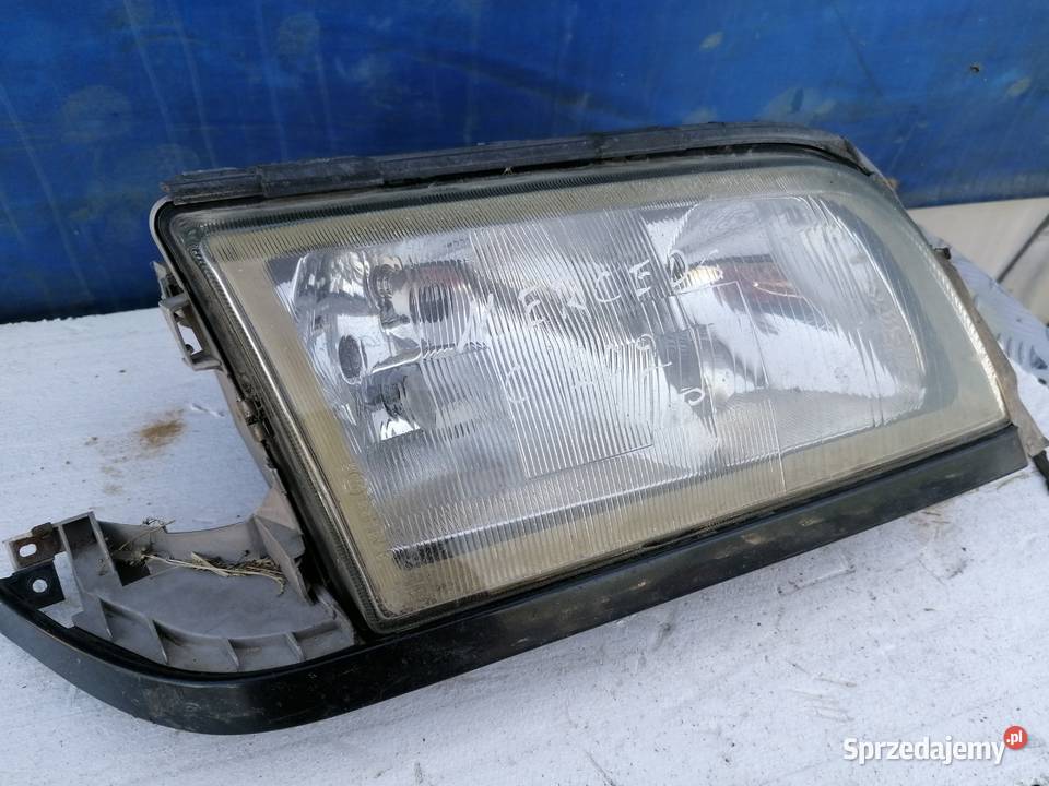 Lampa Prawa Przód Mercedes W202 Pozostałe lubelskie Wisznice