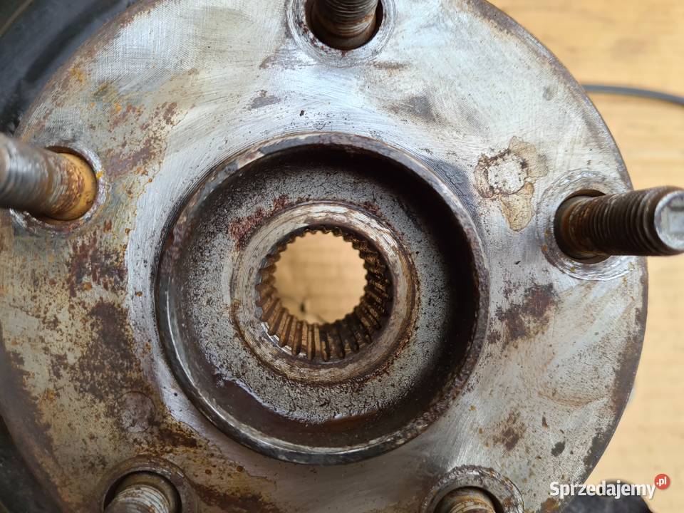 Toyota Auris II E18 zwrotnica piasta koła Legnica