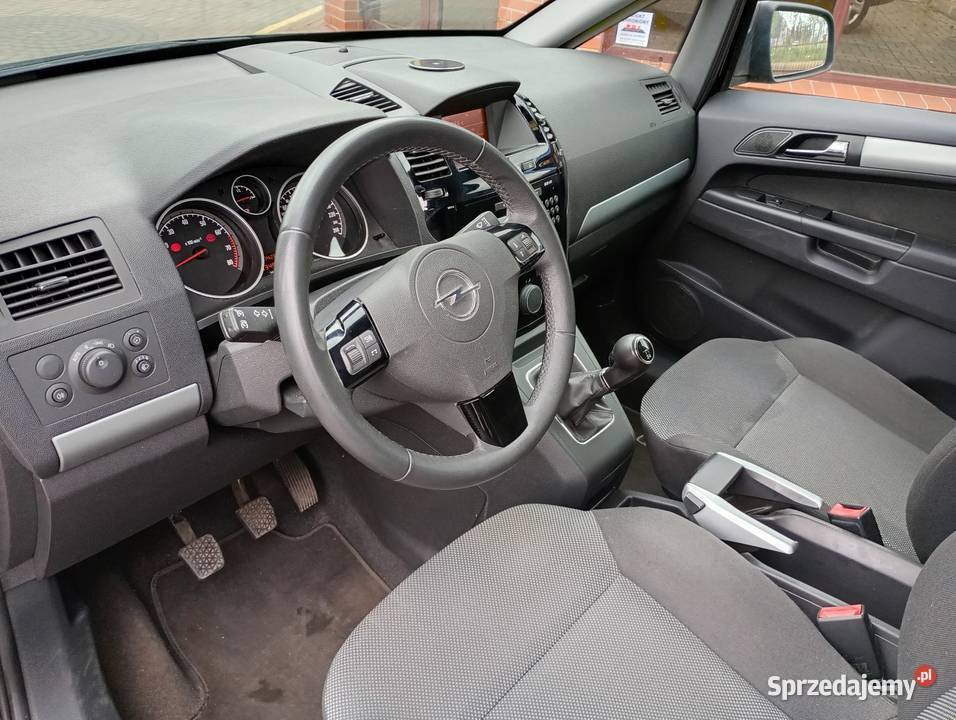 Opel Zafira 111 edition Benzyna 7 osób pierwszy właściciel Zafira Zamość sprzedam