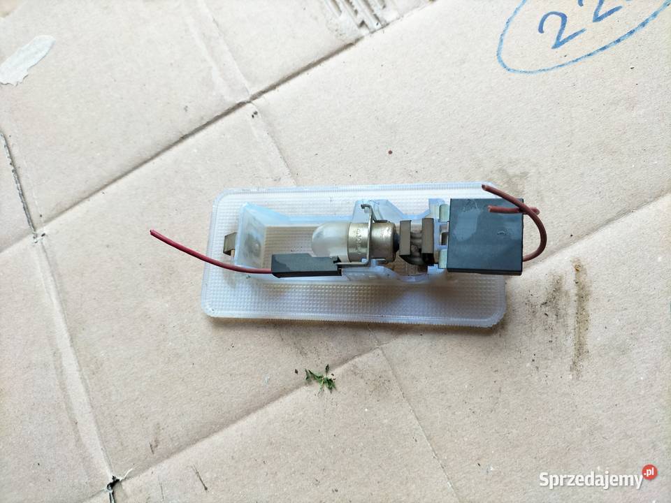 FIESTA MK3 LAMPKI PODSUFITKI OŚWIETLENIE KABINY Kamień-Kolonia