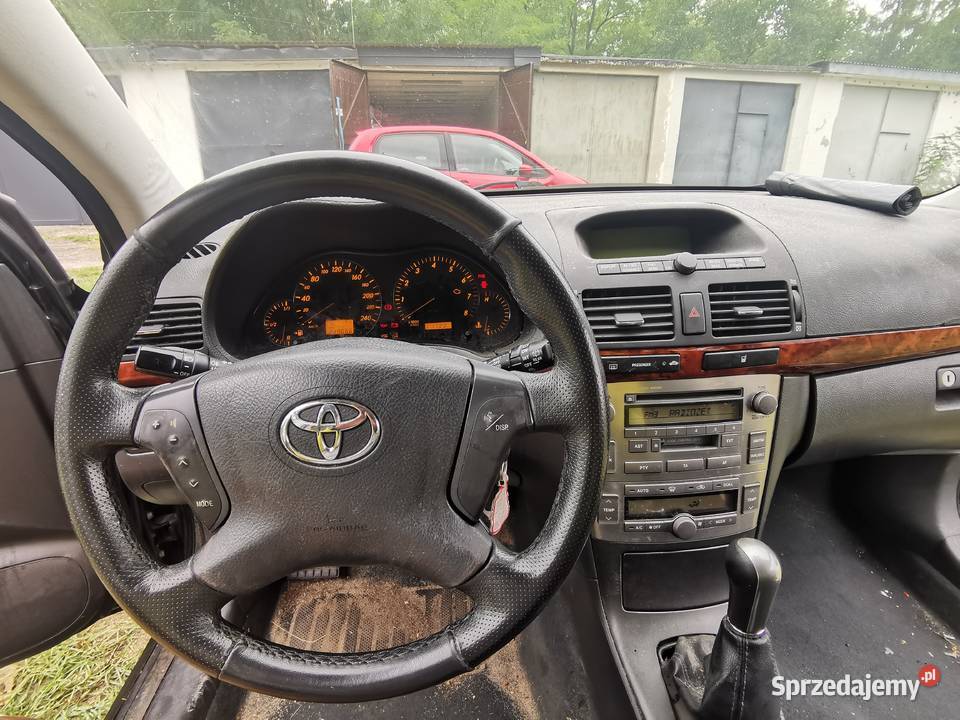 TOYOTA AVENSIS T25 KOMBI FOTELE KANAPA KPL TANIO osobowe Pionki