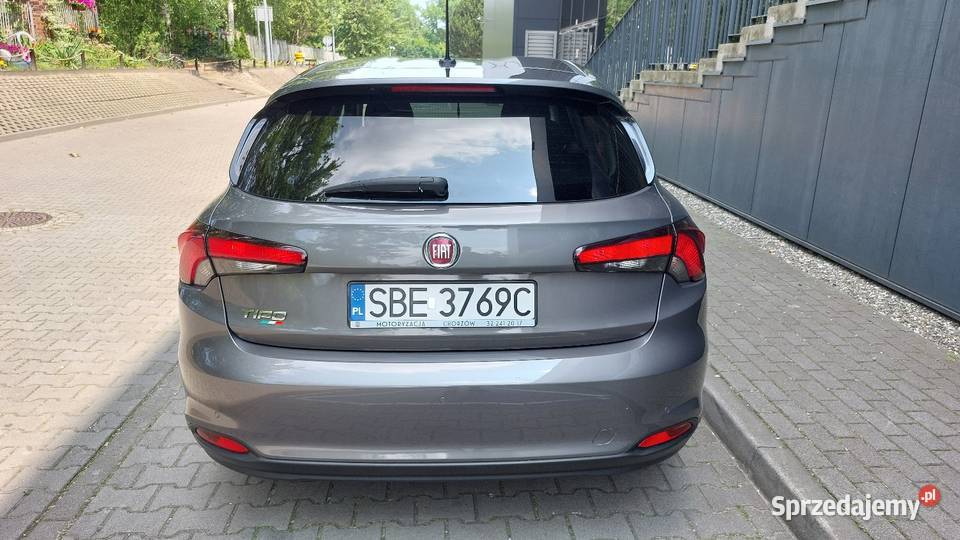 Fiat Tipo Tjet 120 krajowy Lounge bogata wersja Rok produkcji 2019 Tipo śląskie