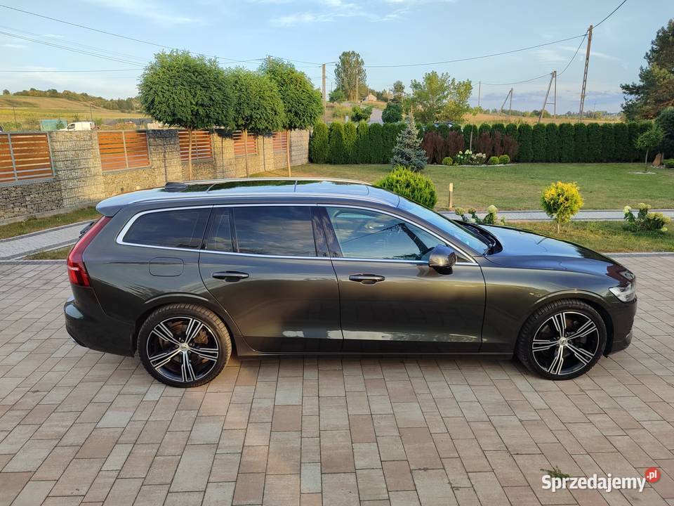 volvo v60 T6 recharge 2021 INSCRIPTION Morawica